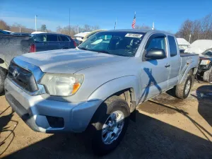 2013 TOYOTA TACOMA