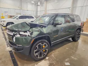 2023 RIVIAN RIS
