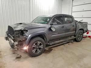 2017 TOYOTA TACOMA