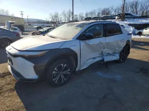 2024 TOYOTA BZ4X XLE