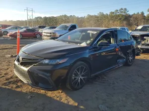 2022 TOYOTA CAMRY