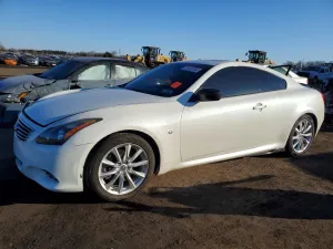 2015 INFINITI Q60