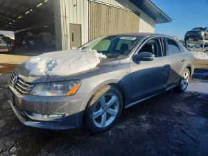 2015 VOLKSWAGEN PASSAT