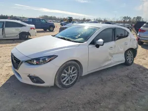 2015 MAZDA 3
