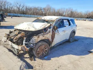 2024 NISSAN PATHFINDER