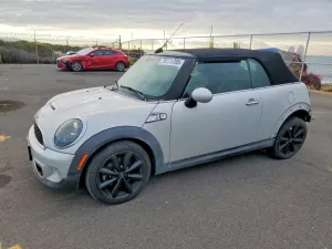 2015 MINI COOPER
