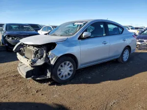 2019 NISSAN VERSA
