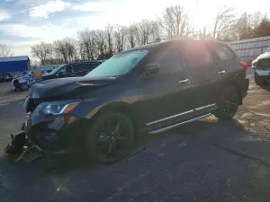 2017 NISSAN PATHFINDER