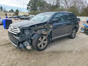 2012 TOYOTA HIGHLANDER
