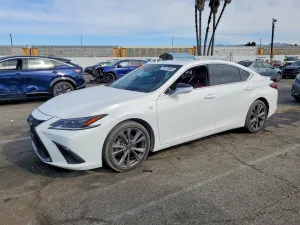 2021 LEXUS ES