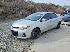 2015 TOYOTA COROLLA