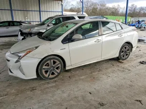 2016 TOYOTA PRIUS
