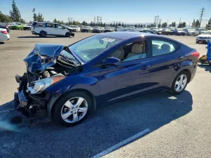 2013 HYUNDAI ELANTRA