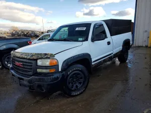 2005 GMC SIERRA