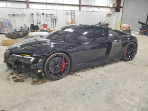 2021 AUDI R8