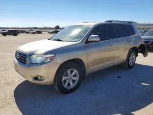 2010 TOYOTA HIGHLANDER