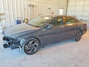 2024 HYUNDAI ELANTRA