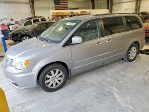 2016 CHRYSLER MINIVAN