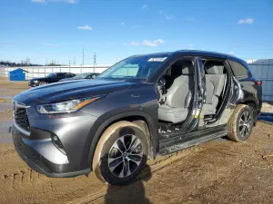 2020 TOYOTA HIGHLANDER