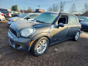 2014 MINI COOPER
