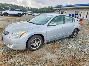 2010 NISSAN ALTIMA