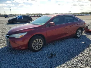 2016 TOYOTA CAMRY