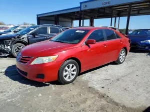 2010 TOYOTA CAMRY
