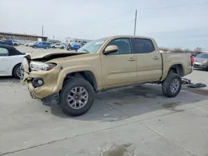 2017 TOYOTA TACOMA