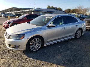 2012 VOLKSWAGEN PASSAT