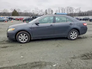 2011 TOYOTA CAMRY