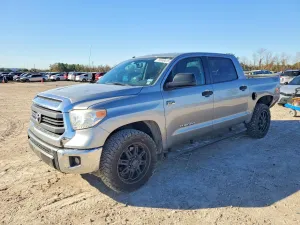 2015 TOYOTA TUNDRA