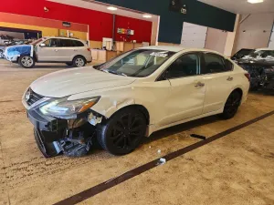 2017 NISS ALTIMA