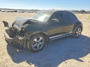 2014 VOLKSWAGEN BEETLE