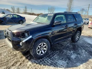 2023 TOYOTA 4RUNNER SE