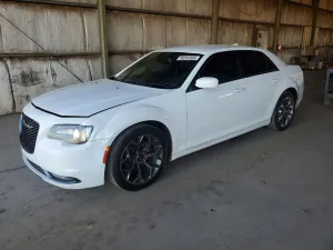 2015 CHRYSLER 300