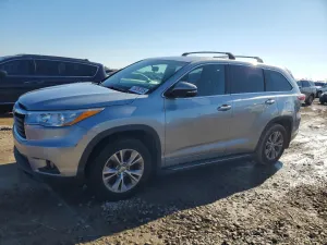 2015 TOYOTA HIGHLANDER