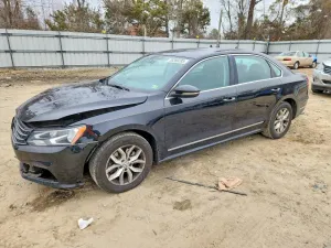 2016 VOLKSWAGEN PASSAT