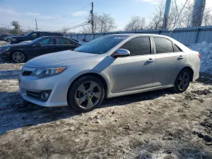 2014 TOYOTA CAMRY