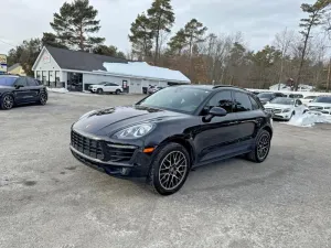 2018 PORSCHE MACAN