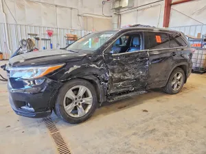 2015 TOYOTA HIGHLANDER