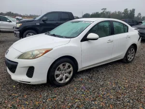 2013 MAZDA 3