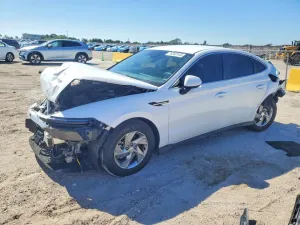2025 HYUNDAI SONATA