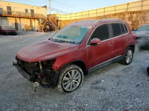 2012 VOLKSWAGEN TIGUAN
