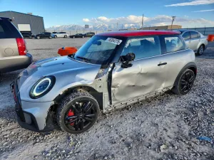 2024 MINI COOPER