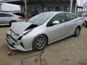 2017 TOYOTA PRIUS