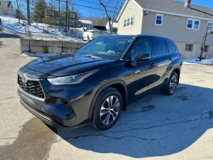 2021 TOYOTA HIGHLANDER
