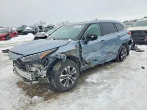 2022 TOYOTA HIGHLANDER