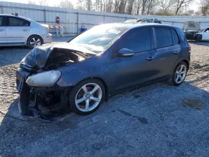 2011 VOLKSWAGEN GOLF