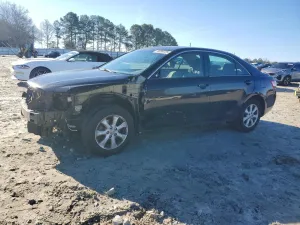 2011 TOYOTA CAMRY