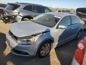 2011 VOLKSWAGEN JETTA